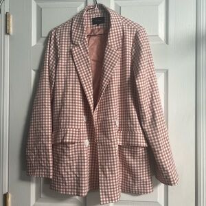 Checkered Blazer in Pink and White​
